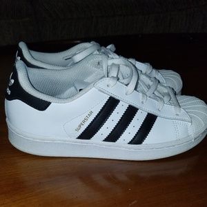 Kids Adidas Sneakers